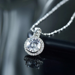 925 Sterling Silver Round Cut Halo Cz Pendant with Chain