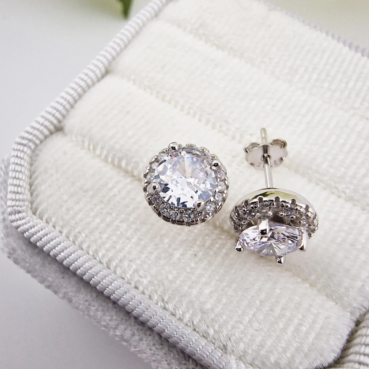 925 Sterling Silver Round Halo Cz Stud Earrings